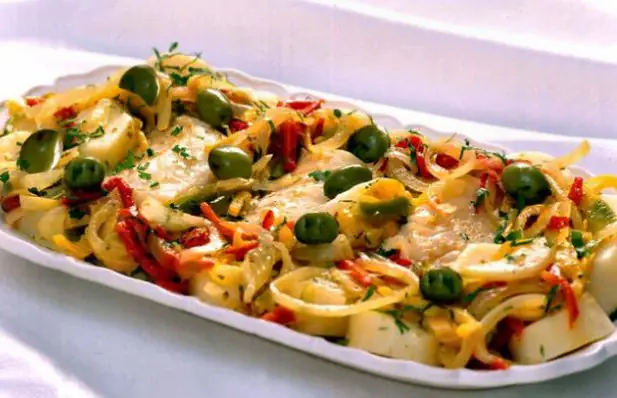 Traditional Easter Cod (Bacalhau da Páscoa) Recipe Traditional Easter Cod (Bacalhau da Páscoa) Recipe
