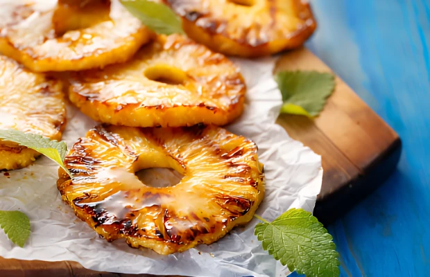 Azorean Caramelized Pineapple with Rum and Cinnamon Recipe